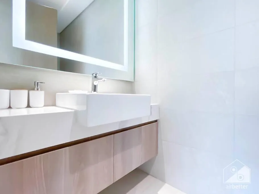 Elegant & Spacious 1Bedroom With Balcony Dubaj Apartman