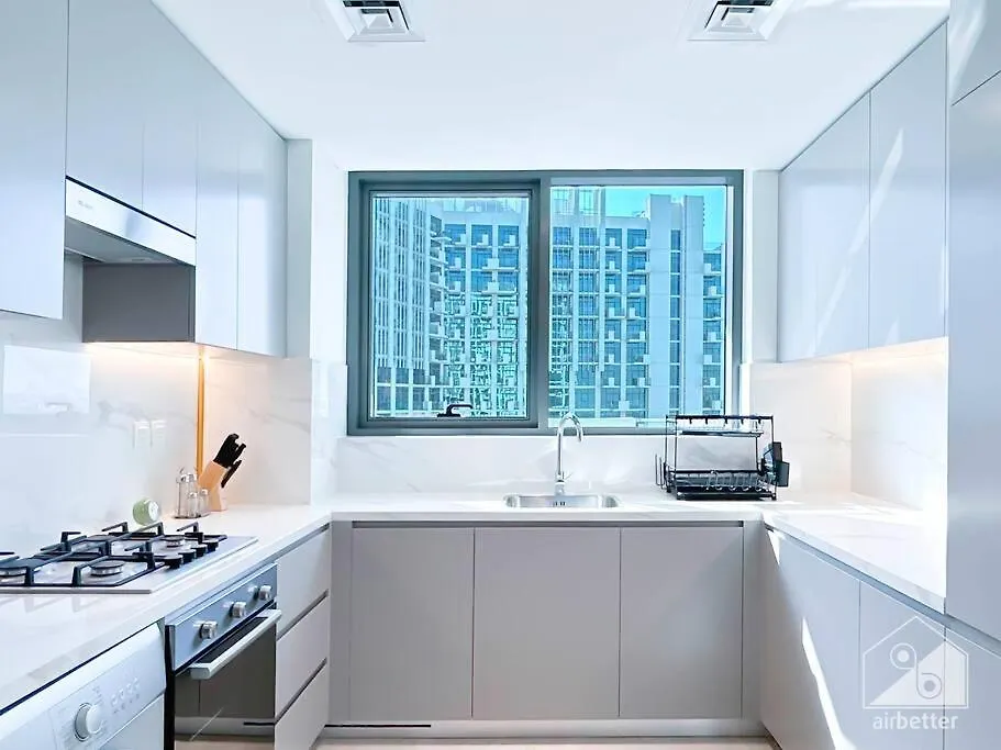 Elegant & Spacious 1Bedroom With Balcony Dubaj 0*,  Egyesült Arab Emírségek